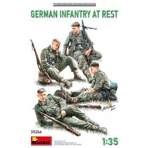 GERMAN INFANTRY (WWII) AT REST